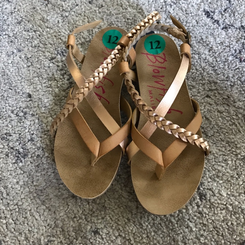 Girls sandals